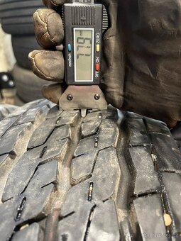 195 70 15C 104/102 R Firestone Vanhawk 2 - 6