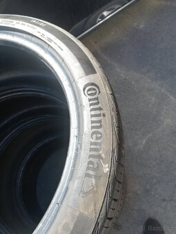 225/40R18 - 6