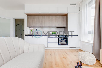Pronájem bytu 1+kk (30.4 m²), Praha - ul. Závišova - 6