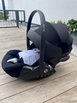 Autosedačka CYBEX Cloud G i-Size Gold Line 2025, magic black - 6