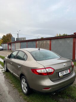 Renault Fluence 2010 1.6i - 6