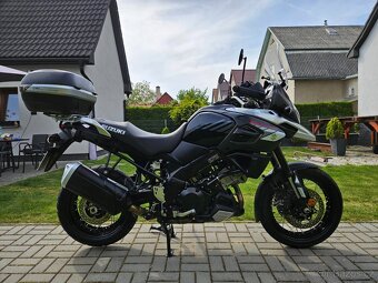 SUZUKI V STROM 1000 XT ČIERNA PERLA DL 1000 V-STROM - 6