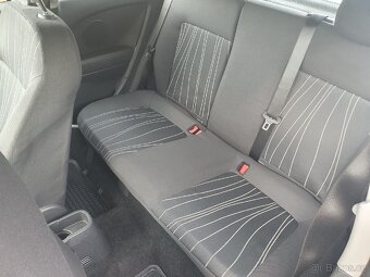 Opel Corsa 1,2i 59kW Automat r.v.2006 - 6