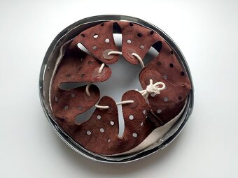 Vnitřek do německé přilby - velikosti 62 a 66 Wehrmacht WH - 6