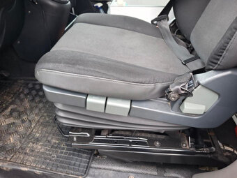 Renault Master 2,3 dci sanitní - 6