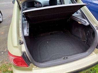 Hyundai Elantra 2005 - 6