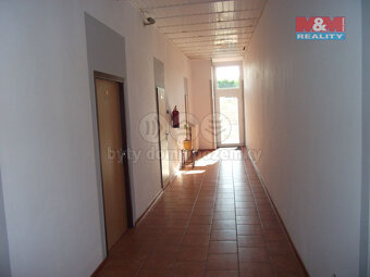 Pronájem obchod a služby, 37 m², Karviná, ul. Rudé armády - 6