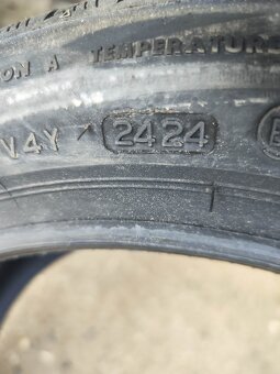 17"zánovní letní pneu Bridgestone 225/45/17 RFT 6000Kč/4ks - 6