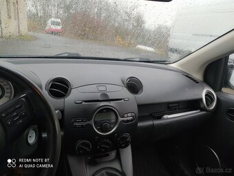 Mazda 2 - 6