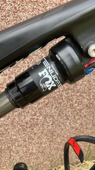 Prodám SCOTT Spark 910 karbon Shimano XT / FOX - 6