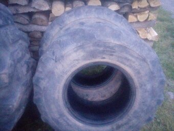 Pneu 16,9-30 2x / 12,5-18 2x - 6