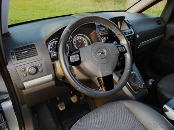 Opel Zafira B 1.8 103 KW,rok2010,najeto219890km - 6