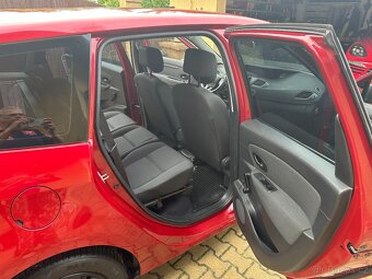 Renault Grand Scenic 1.5 DCI - 6