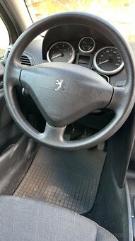 Peugeot 207 1.4 hdi - 6