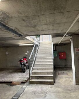 Pronájem garážového stání Plzeň - 6