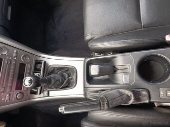 Prodám Subaru Legacy - 6