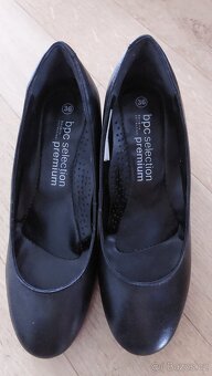 NOVÉ černé kožené lodičky na širším podpatku vel 36 - 6