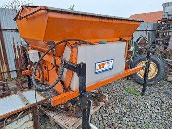 Sypací nàstavba pro menši auta multicar - 6