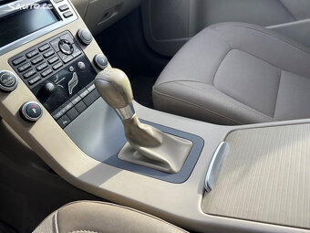 Volvo V70, 1.6D-NAPROSTO PEREKTNÍ-STAV - 6