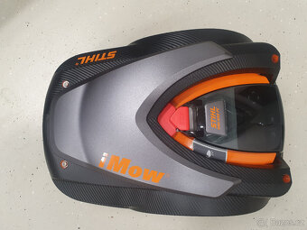 STIHL iMOW® RMI 422PC - 5let, spolehlivá s auto-polepy. - 6