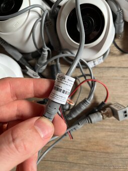 Kamery a nahrávací zařízení Hikvision - 6