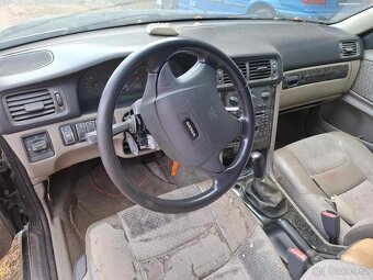 Volvo V70 I 2.5 TD 103kW rok 1998-2000 - 6
