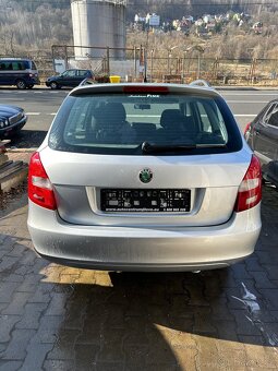 Škoda Fabia 2 kombi 1.6 benzin - 6