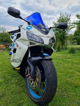 CBR 1000 RR fireblade - 6