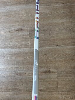 Hokejka Bauer PROTO R WHITE pravá, P28 i P92, flex 70, 77 - 6