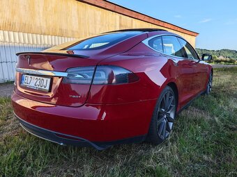 Tesla Model S P85+ free charging DPH - 6