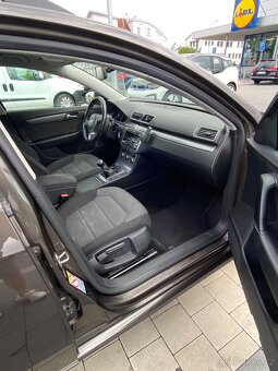 WV Passat 1,6 TDI do provozu 11/2011 - 6