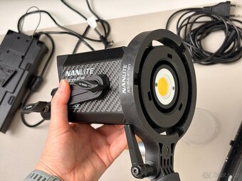 Nanlite Forza 60B – kompaktní dvoubarevné LED světlo - 6
