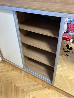 Vyvýšená postel se skříňí - 6