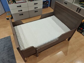 Dřevěná dětská postel Ikea Sundvik - 6