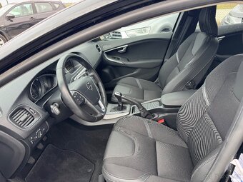 Volvo V40 2.0i T2 90kw - 6