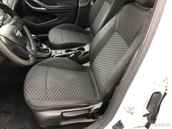 OPEL ASTRA 1.6 CDTI 70KW 1Majitel Koupeno ČR 4/ 2018 - 6
