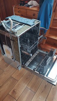 Myčka 60 cm - použitá, funkční - 6