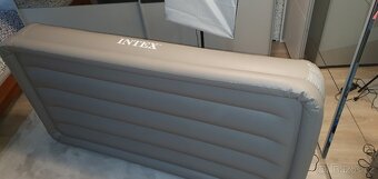 Nafukvaci matrace na 12voltu nova INTEX - 6