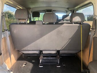VW Transporter T5 - 6