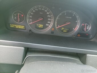 Volvo XC90 - 6