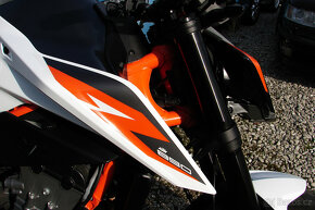 KTM 890 Duke R 121PS ČR 1. maj. v Záruce DPH - 6