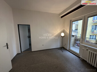 pronájem bytu 1+1, 37 m2 + 2x lodžie 8 m2, ul. Přístavní, Pr - 6