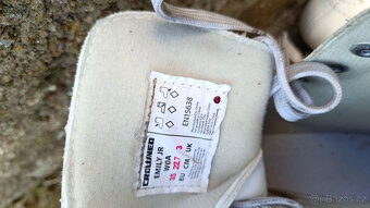 Prodám dívčí brusle Crowned vel. 35 - 6