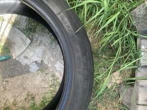Letní pneu Dunlop 225 45 r18 - 6
