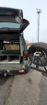 Mitsubishi Space Gear Delica - 6