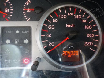 Renault Clio 1,2 i,16V-HNED ODJÍŽDÍTE - 6