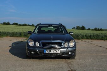 MERCEDES BENZ E 220CDI,KOMBI,TAŽNÉ,MANUÁL,ORIG.KM - 6