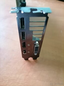Nefunkční RX 580 2048 sp - 6