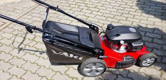 Prodám sekačku VARI - motor HONDA - 6