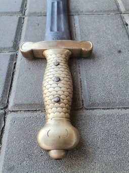 Tesak - 6